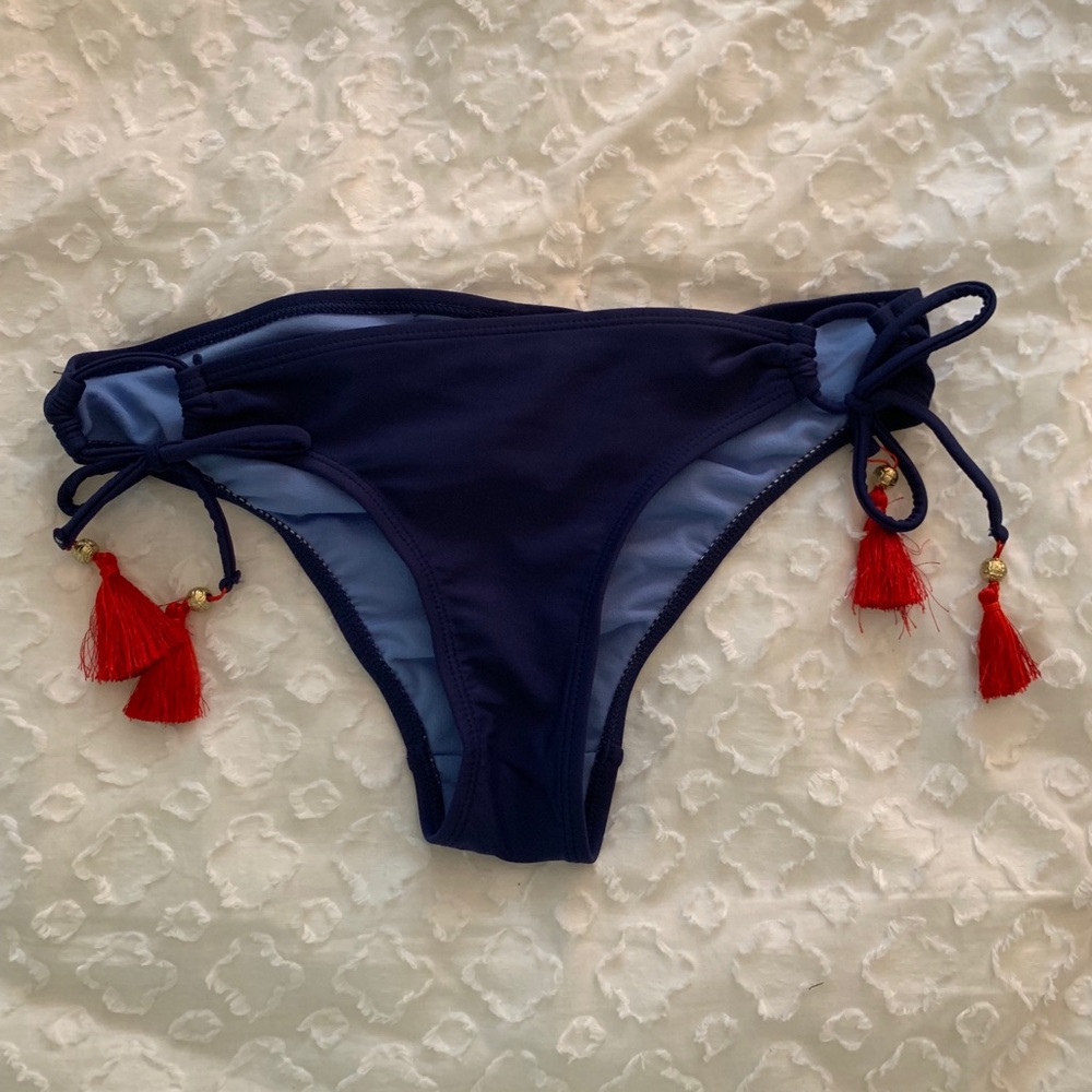 BRAND NEW NEVER WORN bathing suit bottom w tassles